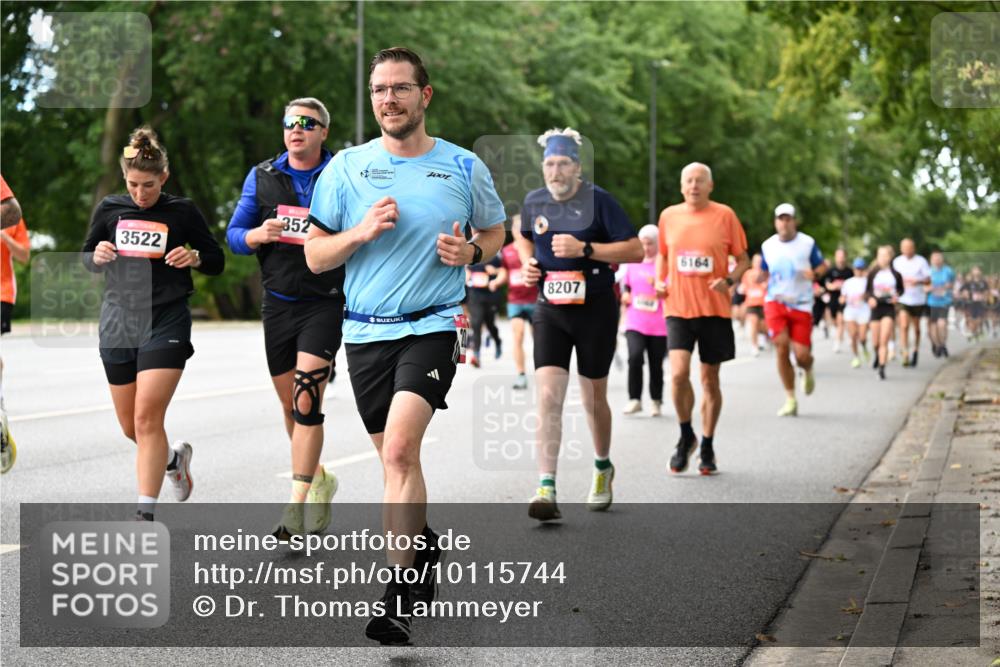 06.09.2026 - CURREX Alsterlauf Dr. Thomas Lammeyer http://msf.ph/oto/10115744 06.09.2026 09:11:20 Laufen 3522, 352, 8207, 6164 meine-sportfotos.de