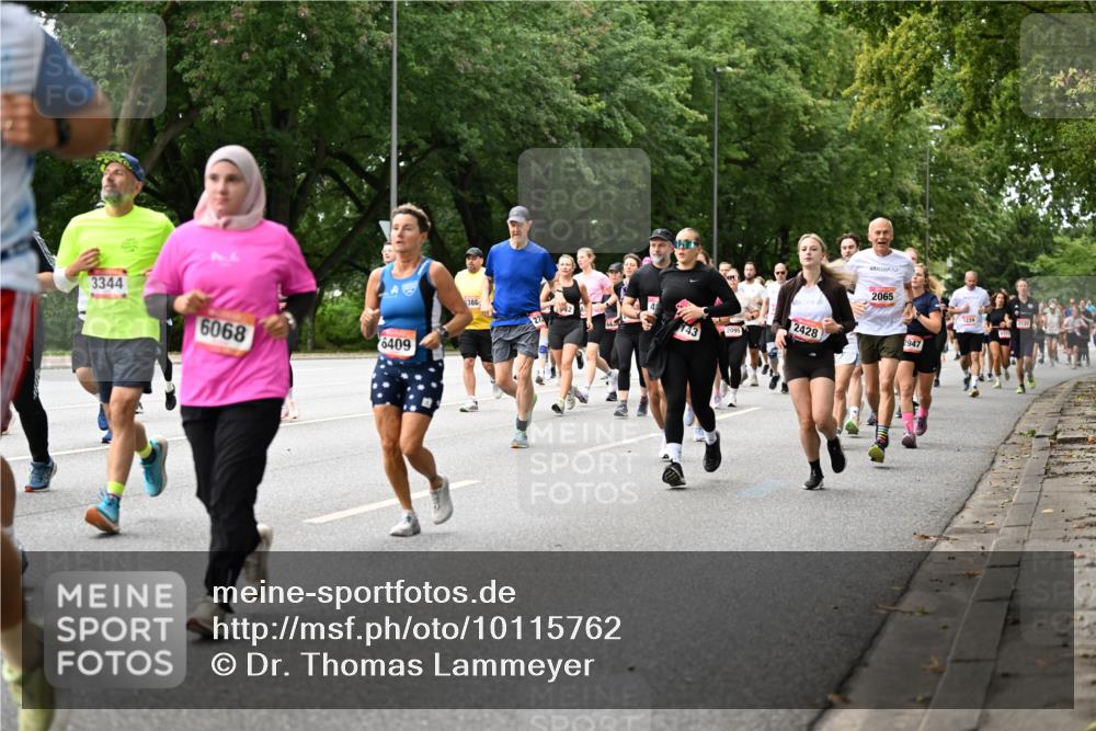 06.09.2026 - CURREX Alsterlauf Dr. Thomas Lammeyer http://msf.ph/oto/10115762 06.09.2026 09:11:24 Laufen 3344, 6068, 6409, 388, 2428, 44, 143, 2095, 2065, 2947, 1239 meine-sportfotos.de