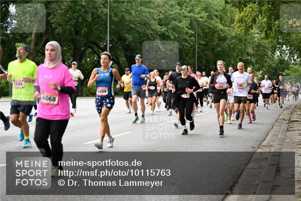 06.09.2026 - CURREX Alsterlauf Dr. Thomas Lammeyer http://msf.ph/oto/10115763 06.09.2026 09:11:24 Laufen 3344, 6068, 19, 5388, 272, 6242, 213, 6409, 143, 2065, 28, 818, 947, 2120, 1239, 6313 meine-sportfotos.de