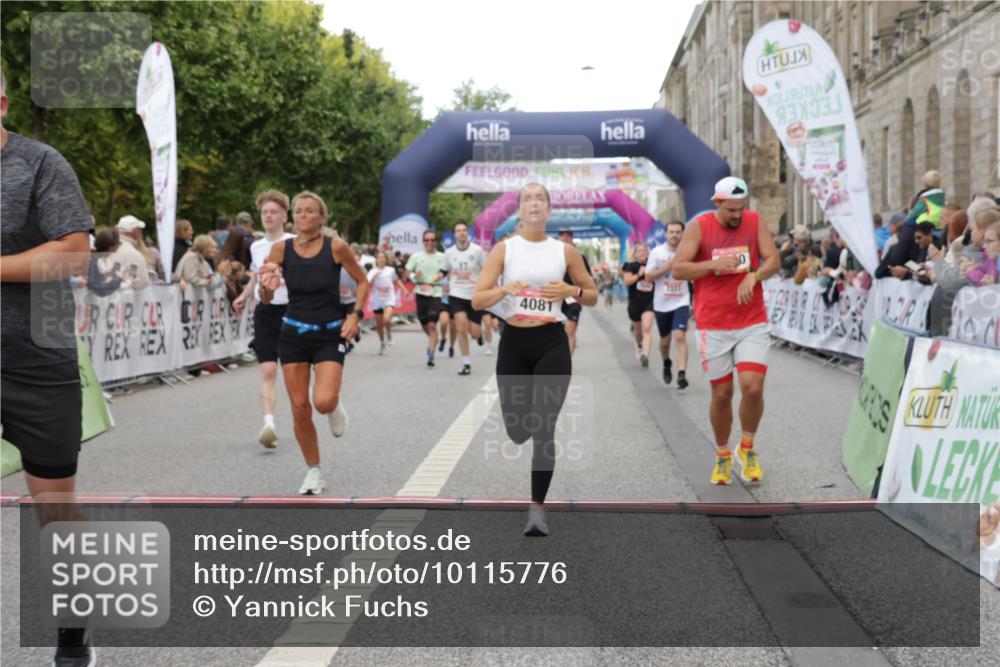 06.09.2026 - CURREX Alsterlauf Yannick Fuchs http://msf.ph/oto/10115776 06.09.2026 09:58:57 Ziel 2060, 2065, 2649, 2711, 2981, 3049, 3203, 3313, 3323, 3765, 4048, 4080, 4081, 4299, 4605, 4779, 5099, 5100, 5557, 5661, 6064, 6065, 6311, 8051, 8265 meine-sportfotos.de