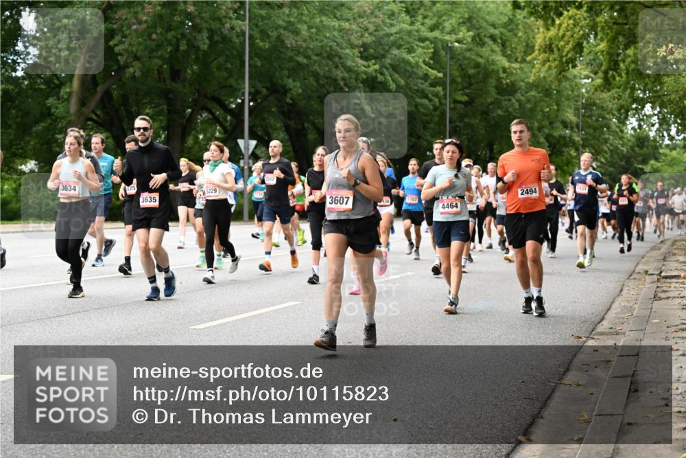 06.09.2026 - CURREX Alsterlauf Dr. Thomas Lammeyer http://msf.ph/oto/10115823 06.09.2026 09:11:36 Laufen 3634, 3507, 025, 5229, 3139, 2494, 2931, 3635, 3607, 430, 5707, 4464 meine-sportfotos.de