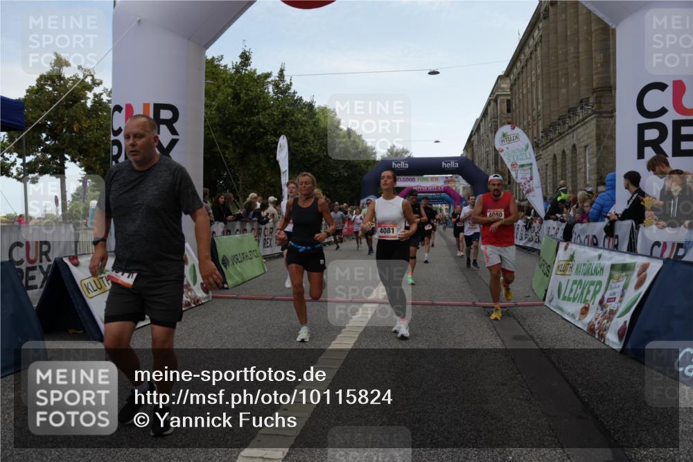 06.09.2026 - CURREX Alsterlauf Yannick Fuchs http://msf.ph/oto/10115824 06.09.2026 09:58:57 Ziel 2060, 2065, 2649, 2711, 2981, 3049, 3203, 3313, 3323, 3765, 4048, 4080, 4081, 4299, 4605, 4779, 5099, 5100, 5557, 5661, 6064, 6065, 6311, 8051, 8265 meine-sportfotos.de