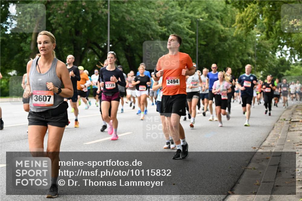 06.09.2026 - CURREX Alsterlauf Dr. Thomas Lammeyer http://msf.ph/oto/10115832 06.09.2026 09:11:37 Laufen 3607, 3735, 2494, 7831 meine-sportfotos.de