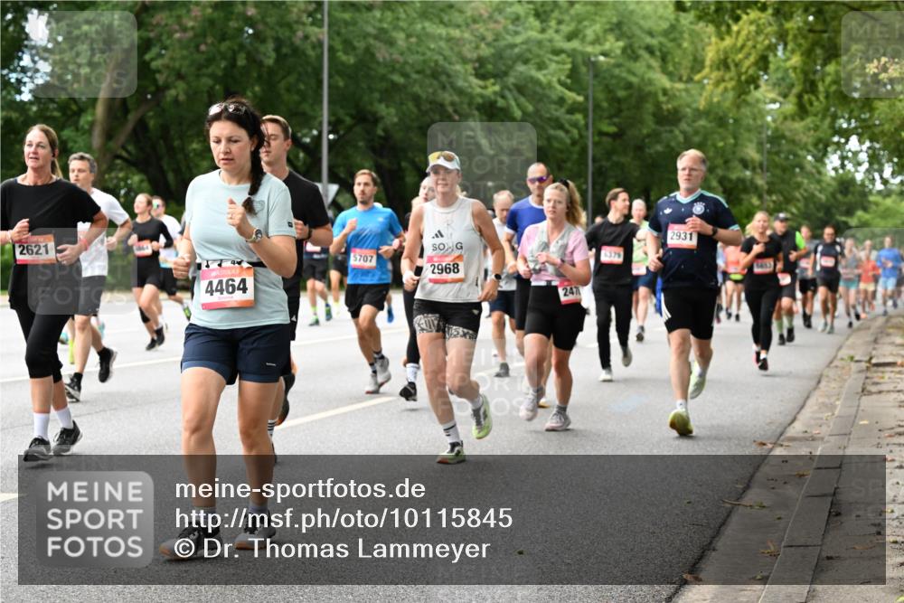 06.09.2026 - CURREX Alsterlauf Dr. Thomas Lammeyer http://msf.ph/oto/10115845 06.09.2026 09:11:39 Laufen 2621, 4464, 5707, 2968, 247, 2931, 5653 meine-sportfotos.de