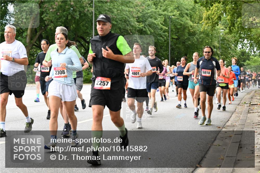 06.09.2026 - CURREX Alsterlauf Dr. Thomas Lammeyer http://msf.ph/oto/10115882 06.09.2026 09:11:45 Laufen 8029, 2308, 2257, 4801, 65, 4, 712, 8099, 5810, 2702 meine-sportfotos.de