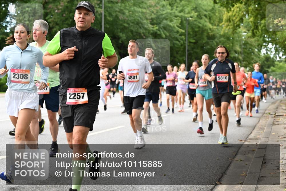 06.09.2026 - CURREX Alsterlauf Dr. Thomas Lammeyer http://msf.ph/oto/10115885 06.09.2026 09:11:46 Laufen 2308, 2257, 4801, 4803, 5810 meine-sportfotos.de