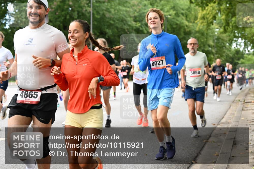 06.09.2026 - CURREX Alsterlauf Dr. Thomas Lammeyer http://msf.ph/oto/10115921 06.09.2026 09:11:51 Laufen 4865, 8027, 5858 meine-sportfotos.de