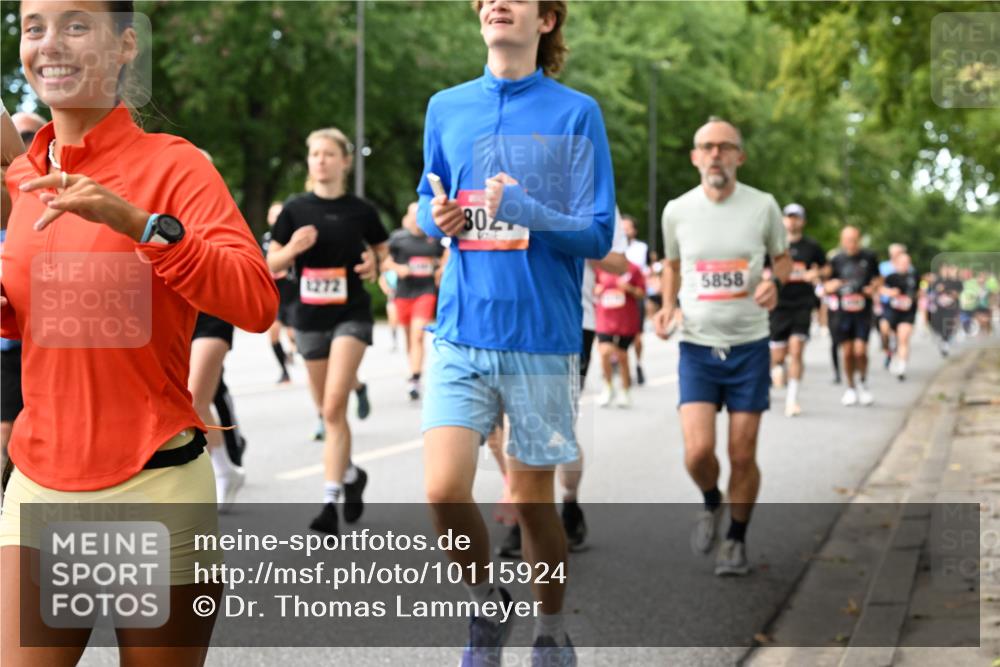 06.09.2026 - CURREX Alsterlauf Dr. Thomas Lammeyer http://msf.ph/oto/10115924 06.09.2026 09:11:51 Laufen 1272, 802, 5858 meine-sportfotos.de