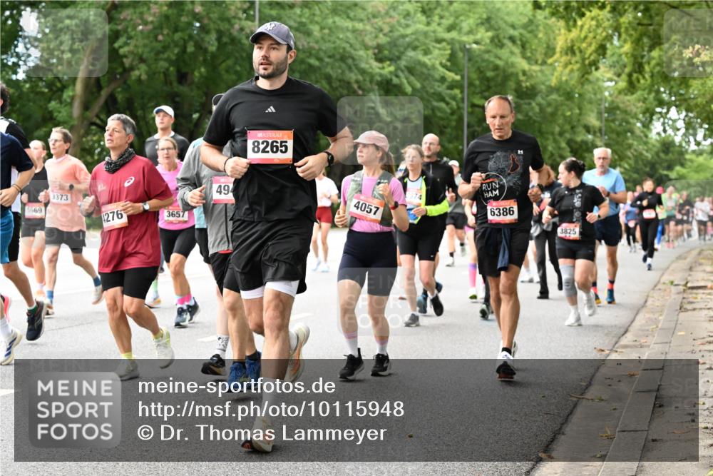 06.09.2026 - CURREX Alsterlauf Dr. Thomas Lammeyer http://msf.ph/oto/10115948 06.09.2026 09:11:55 Laufen 5669, 3373, 1276, 3657, 494, 8265, 4057, 6386, 3825 meine-sportfotos.de