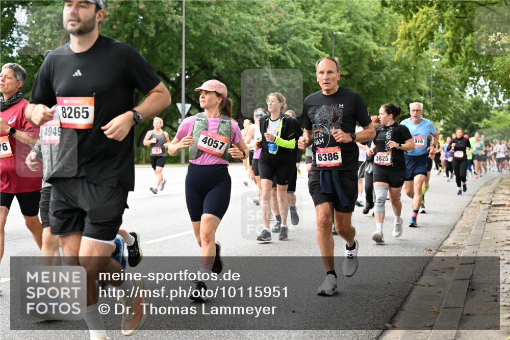 06.09.2026 - CURREX Alsterlauf Dr. Thomas Lammeyer http://msf.ph/oto/10115951 06.09.2026 09:11:55 Laufen 76, 4949, 8265, 0701, 4057, 6386, 3825, 916 meine-sportfotos.de