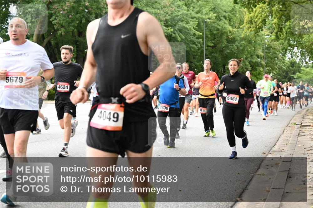 06.09.2026 - CURREX Alsterlauf Dr. Thomas Lammeyer http://msf.ph/oto/10115983 06.09.2026 09:12:00 Laufen 5679, 4624, 4049, 2830, 3111, 5461, 8219 meine-sportfotos.de
