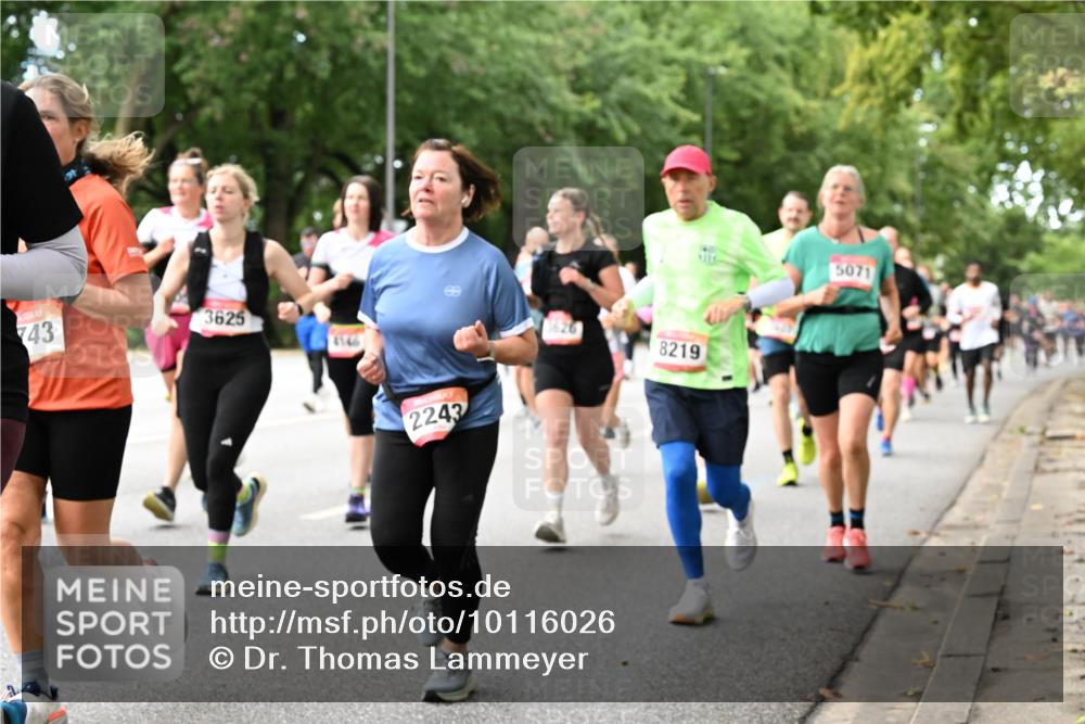 06.09.2026 - CURREX Alsterlauf Dr. Thomas Lammeyer http://msf.ph/oto/10116026 06.09.2026 09:12:06 Laufen 743, 3625, 1146, 2243, 8219, 5071 meine-sportfotos.de