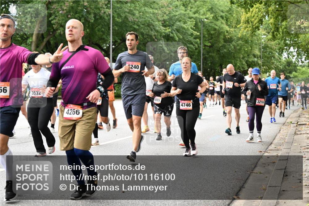 06.09.2026 - CURREX Alsterlauf Dr. Thomas Lammeyer http://msf.ph/oto/10116100 06.09.2026 09:12:17 Laufen 56, 3532, 240, 4266, 4095, 4746, 2152, 3216, 8319 meine-sportfotos.de