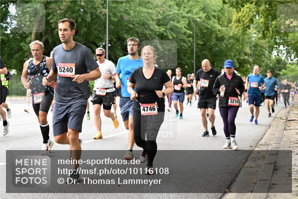 06.09.2026 - CURREX Alsterlauf Dr. Thomas Lammeyer http://msf.ph/oto/10116108 06.09.2026 09:12:17 Laufen 3567, 5240, 2740, 2, 2152, 4746, 3216, 8319 meine-sportfotos.de