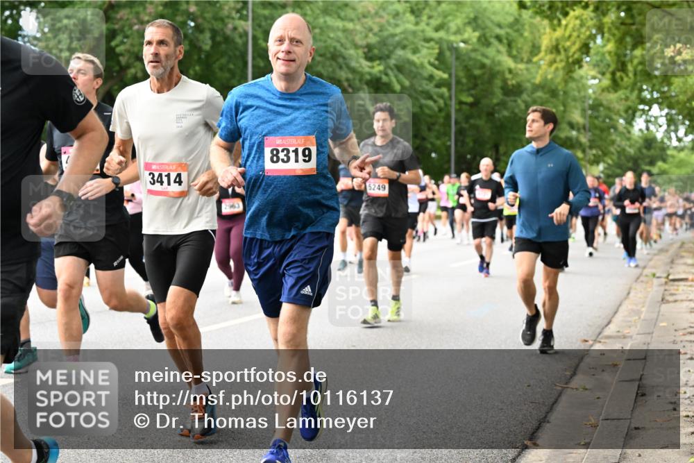 06.09.2026 - CURREX Alsterlauf Dr. Thomas Lammeyer http://msf.ph/oto/10116137 06.09.2026 09:12:21 Laufen 2025, 3414, 2963, 8319, 5249 meine-sportfotos.de
