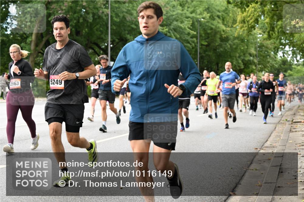 06.09.2026 - CURREX Alsterlauf Dr. Thomas Lammeyer http://msf.ph/oto/10116149 06.09.2026 09:12:23 Laufen 952, 2963, 5249, 2251 meine-sportfotos.de
