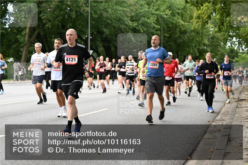 06.09.2026 - CURREX Alsterlauf Dr. Thomas Lammeyer http://msf.ph/oto/10116163 06.09.2026 09:12:25 Laufen 6118, 4121, 2251, 408, 3078, 4461, 2509, 384, 5192 meine-sportfotos.de