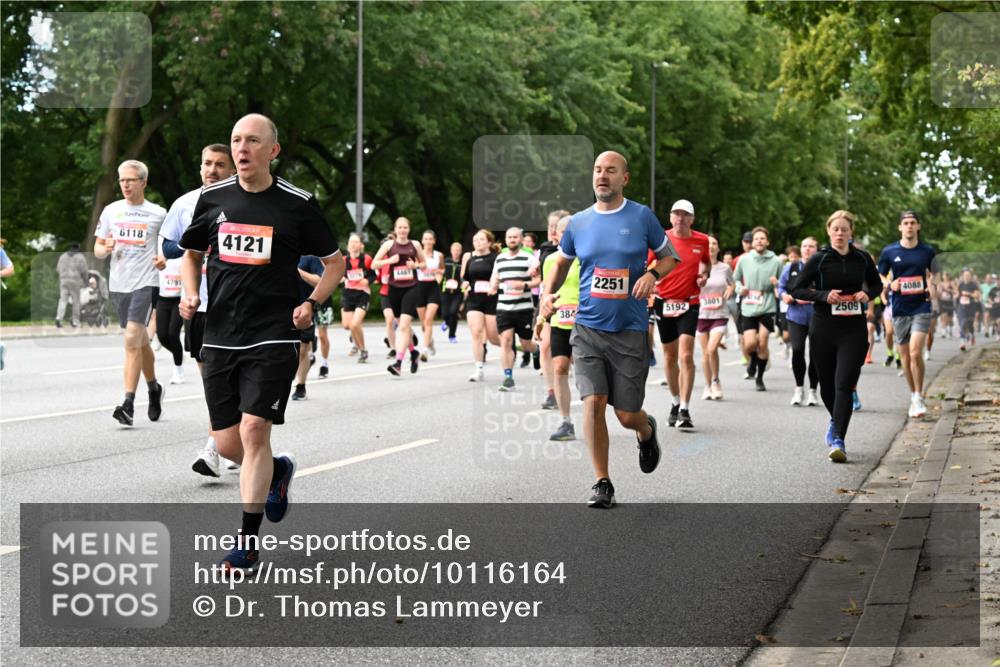 06.09.2026 - CURREX Alsterlauf Dr. Thomas Lammeyer http://msf.ph/oto/10116164 06.09.2026 09:12:25 Laufen 6118, 4121, 4791, 384, 2251, 4088, 5192, 3801, 2509 meine-sportfotos.de