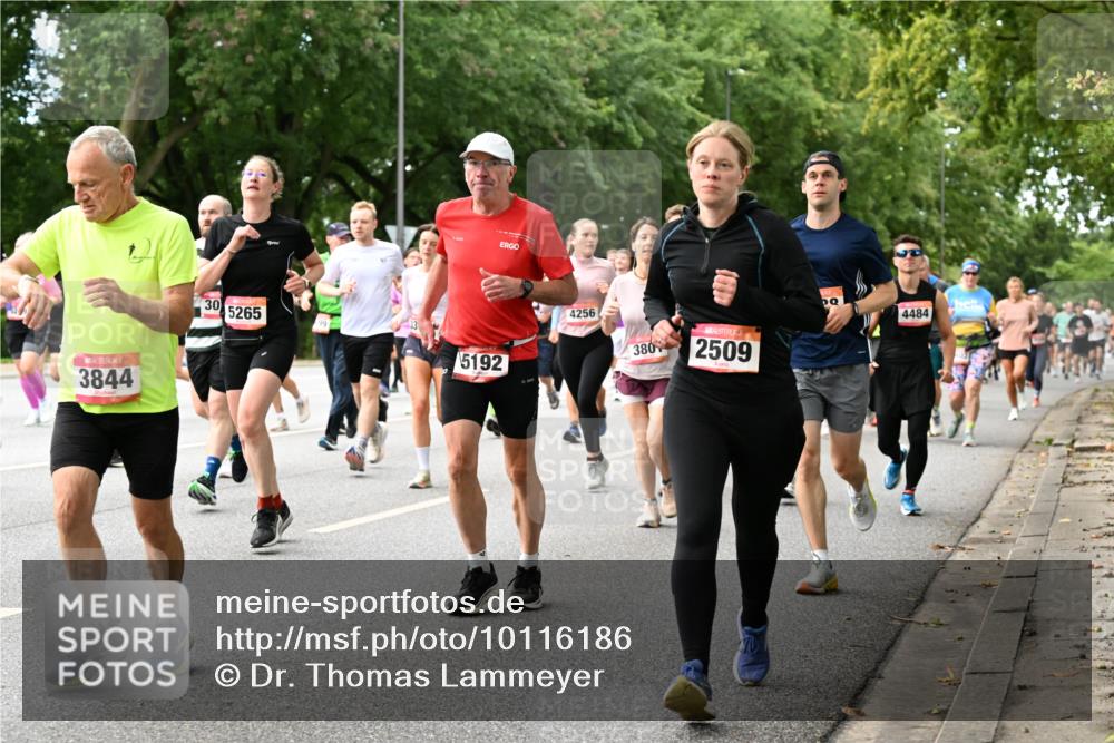 06.09.2026 - CURREX Alsterlauf Dr. Thomas Lammeyer http://msf.ph/oto/10116186 06.09.2026 09:12:28 Laufen 3844, 30, 5265, 5192, 4256, 380, 2509, 4484 meine-sportfotos.de
