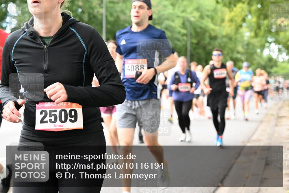 06.09.2026 - CURREX Alsterlauf Dr. Thomas Lammeyer http://msf.ph/oto/10116194 06.09.2026 09:12:29 Laufen 2509, 4088 meine-sportfotos.de