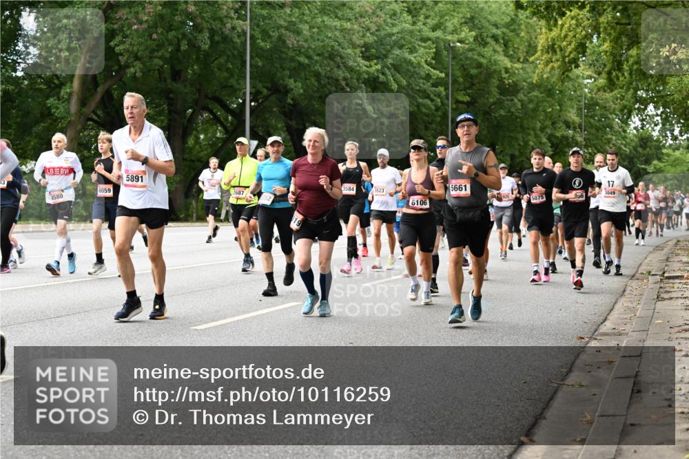 06.09.2026 - CURREX Alsterlauf Dr. Thomas Lammeyer http://msf.ph/oto/10116259 06.09.2026 09:12:38 Laufen 4580, 6059, 5891, 2687, 19, 3584, 5523, 5661, 17, 3049, 925, 5075, 56, 6106 meine-sportfotos.de