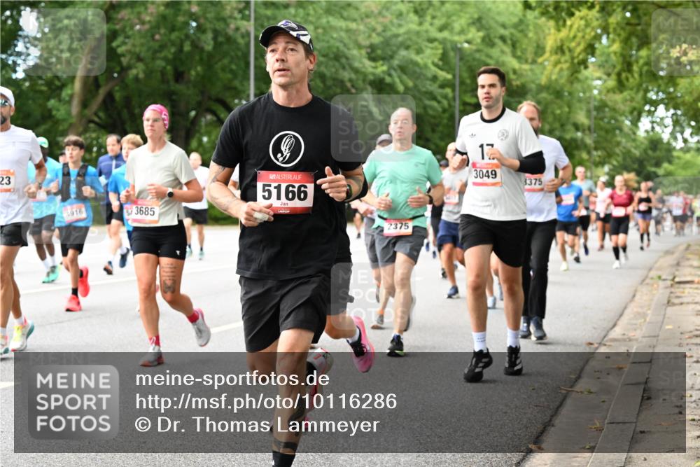 06.09.2026 - CURREX Alsterlauf Dr. Thomas Lammeyer http://msf.ph/oto/10116286 06.09.2026 09:12:41 Laufen 23, 4916, 3685, 5166, 2375, 12, 3049, 3375 meine-sportfotos.de