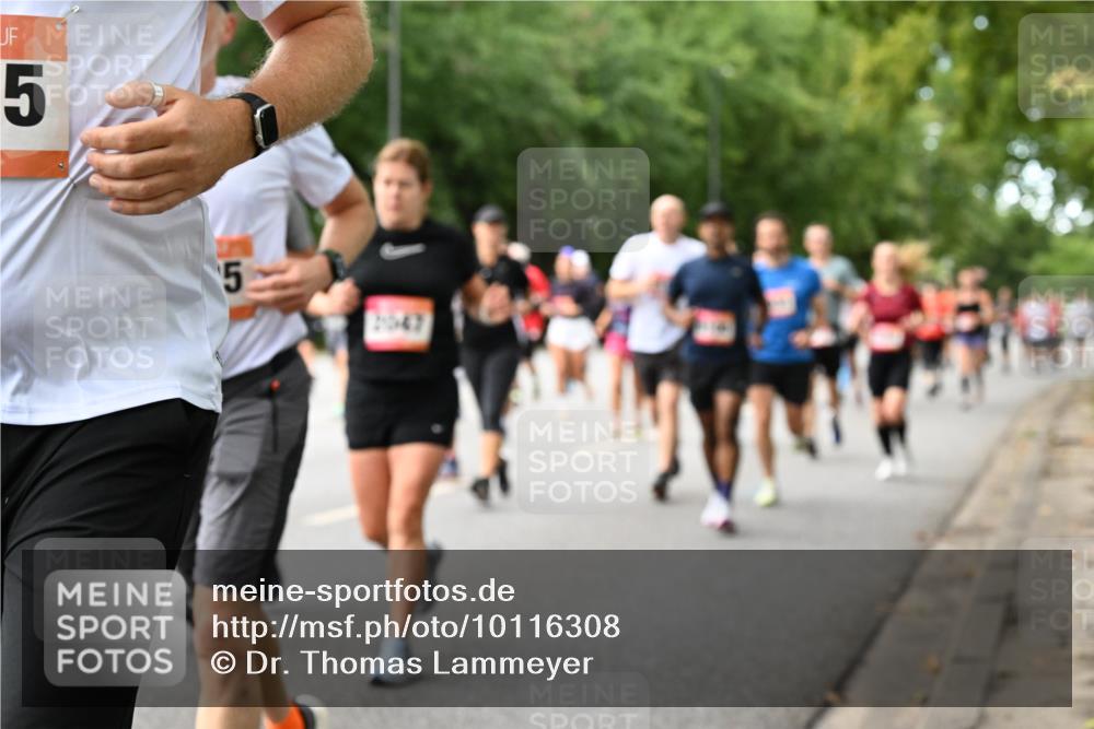 06.09.2026 - CURREX Alsterlauf Dr. Thomas Lammeyer http://msf.ph/oto/10116308 06.09.2026 09:12:44 Laufen 5, 2047 meine-sportfotos.de