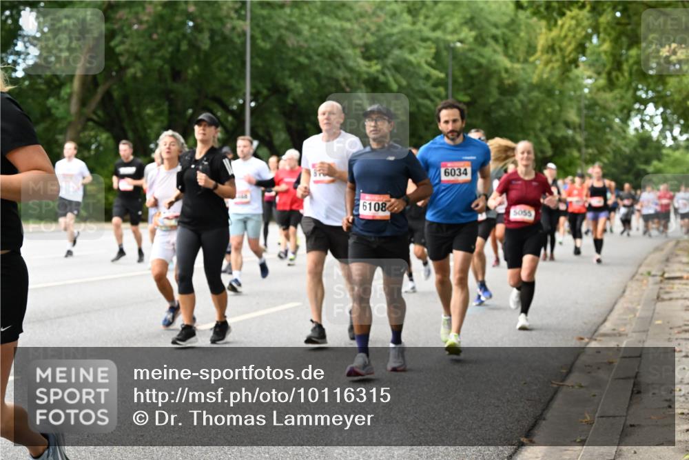 06.09.2026 - CURREX Alsterlauf Dr. Thomas Lammeyer http://msf.ph/oto/10116315 06.09.2026 09:12:45 Laufen 6108, 6034, 5055 meine-sportfotos.de