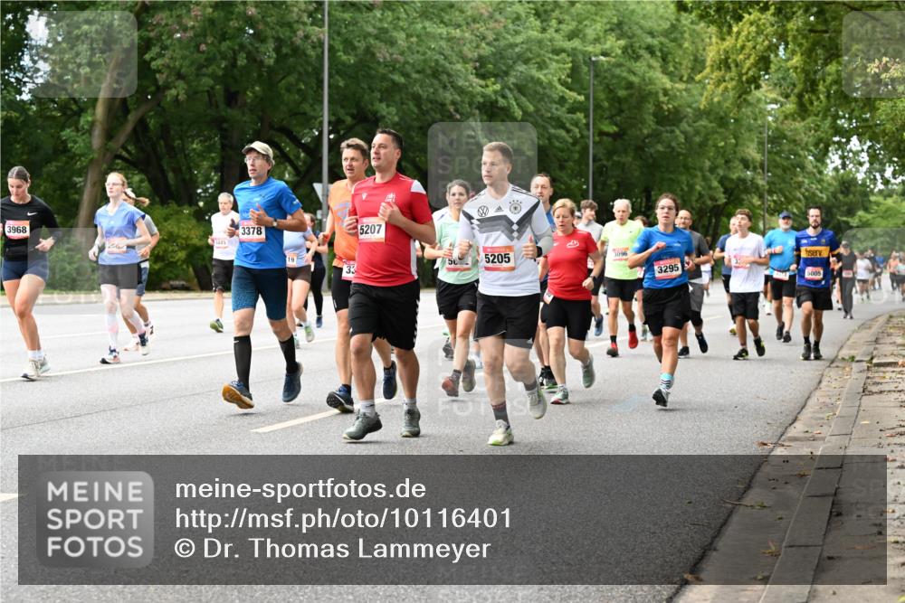 06.09.2026 - CURREX Alsterlauf Dr. Thomas Lammeyer http://msf.ph/oto/10116401 06.09.2026 09:12:57 Laufen 3968, 445, 3378, 19, 33, 5207, 50, 5205, 3096, 3295, 5005 meine-sportfotos.de