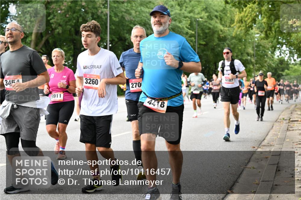 06.09.2026 - CURREX Alsterlauf Dr. Thomas Lammeyer http://msf.ph/oto/10116457 06.09.2026 09:13:03 Laufen 3454, 5911, 3260, 270, 4418, 6187 meine-sportfotos.de