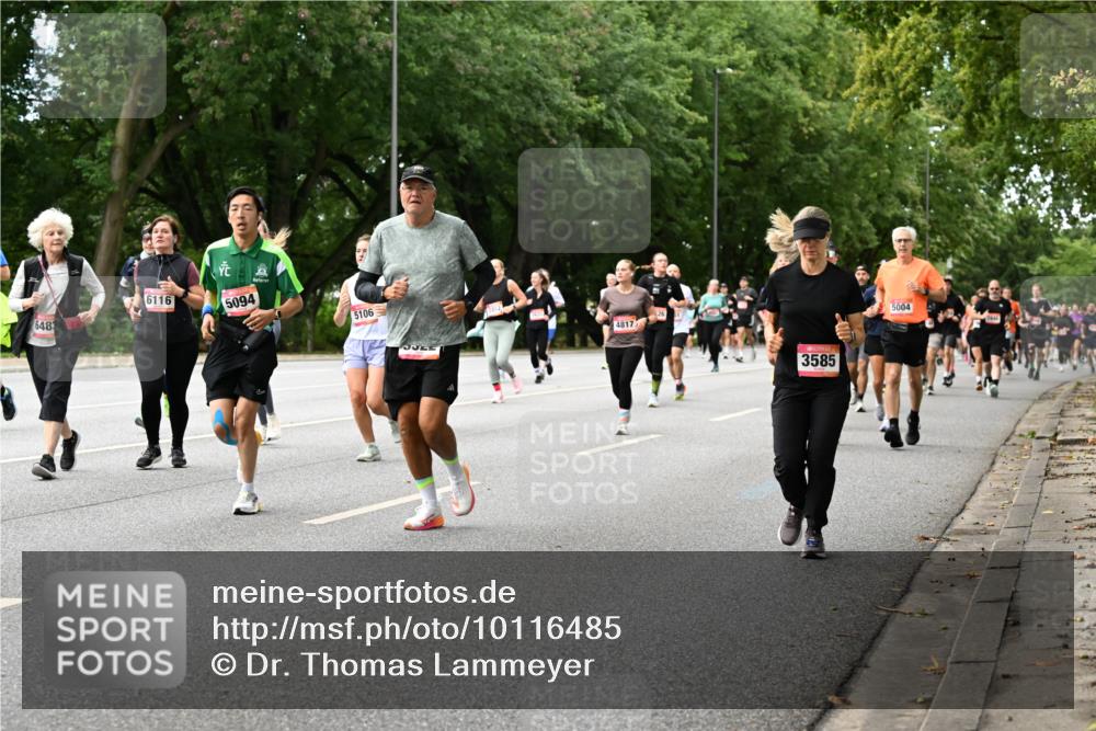 06.09.2026 - CURREX Alsterlauf Dr. Thomas Lammeyer http://msf.ph/oto/10116485 06.09.2026 09:13:07 Laufen 648, 6116, 5094, 5106, 4817, 3585, 5004 meine-sportfotos.de