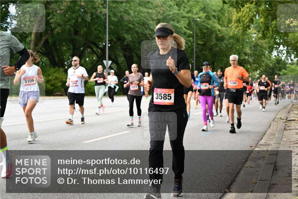 06.09.2026 - CURREX Alsterlauf Dr. Thomas Lammeyer http://msf.ph/oto/10116497 06.09.2026 09:13:08 Laufen 5106, 3842, 5452, 4817, 3585, 8295, 5004 meine-sportfotos.de