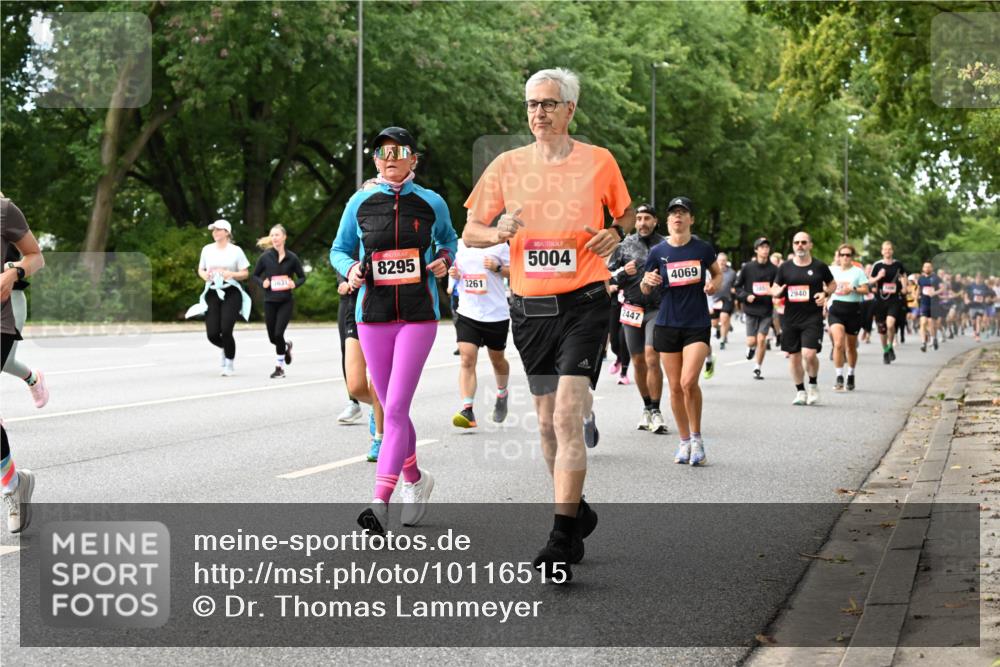 06.09.2026 - CURREX Alsterlauf Dr. Thomas Lammeyer http://msf.ph/oto/10116515 06.09.2026 09:13:11 Laufen 3631, 8295, 3261, 5004, 2447, 4069, 2940 meine-sportfotos.de