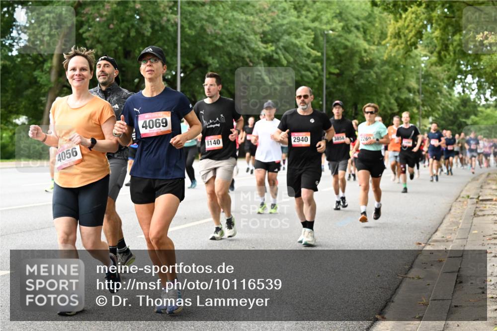 06.09.2026 - CURREX Alsterlauf Dr. Thomas Lammeyer http://msf.ph/oto/10116539 06.09.2026 09:13:14 Laufen 4056, 4069, 8140, 2940, 3858, 2260 meine-sportfotos.de