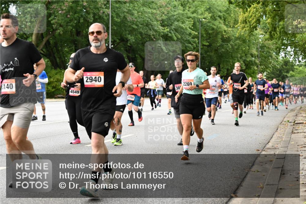06.09.2026 - CURREX Alsterlauf Dr. Thomas Lammeyer http://msf.ph/oto/10116550 06.09.2026 09:13:15 Laufen 140, 594, 4549, 2940, 4704, 2269, 3499, 38, 3323 meine-sportfotos.de