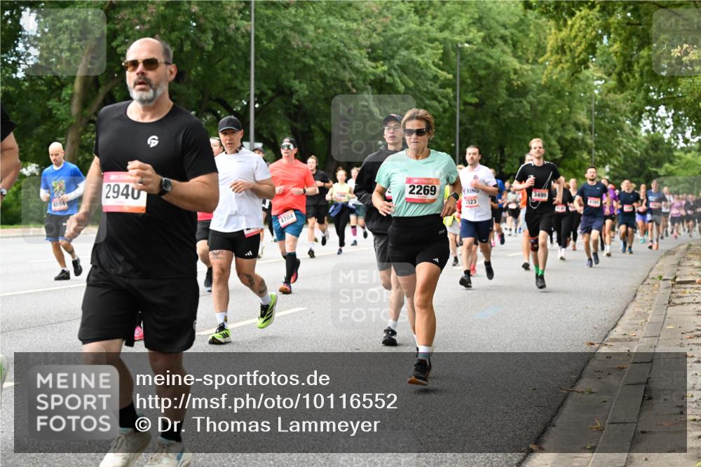 06.09.2026 - CURREX Alsterlauf Dr. Thomas Lammeyer http://msf.ph/oto/10116552 06.09.2026 09:13:15 Laufen 4594, 2940, 4704, 2269, 3499, 3323 meine-sportfotos.de