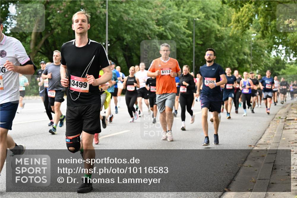 06.09.2026 - CURREX Alsterlauf Dr. Thomas Lammeyer http://msf.ph/oto/10116583 06.09.2026 09:13:19 Laufen 00, 4922, 3499, 3740, 413, 6152, 45, 6365 meine-sportfotos.de