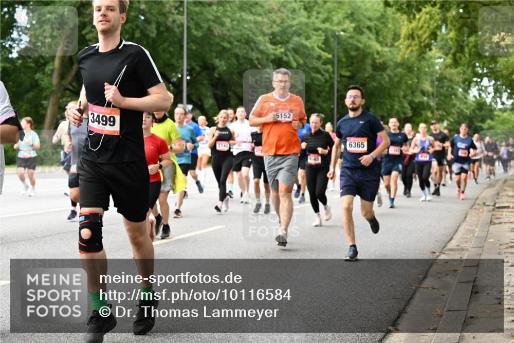 06.09.2026 - CURREX Alsterlauf Dr. Thomas Lammeyer http://msf.ph/oto/10116584 06.09.2026 09:13:19 Laufen 3499, 3740, 6152, 145, 6365, 2 meine-sportfotos.de