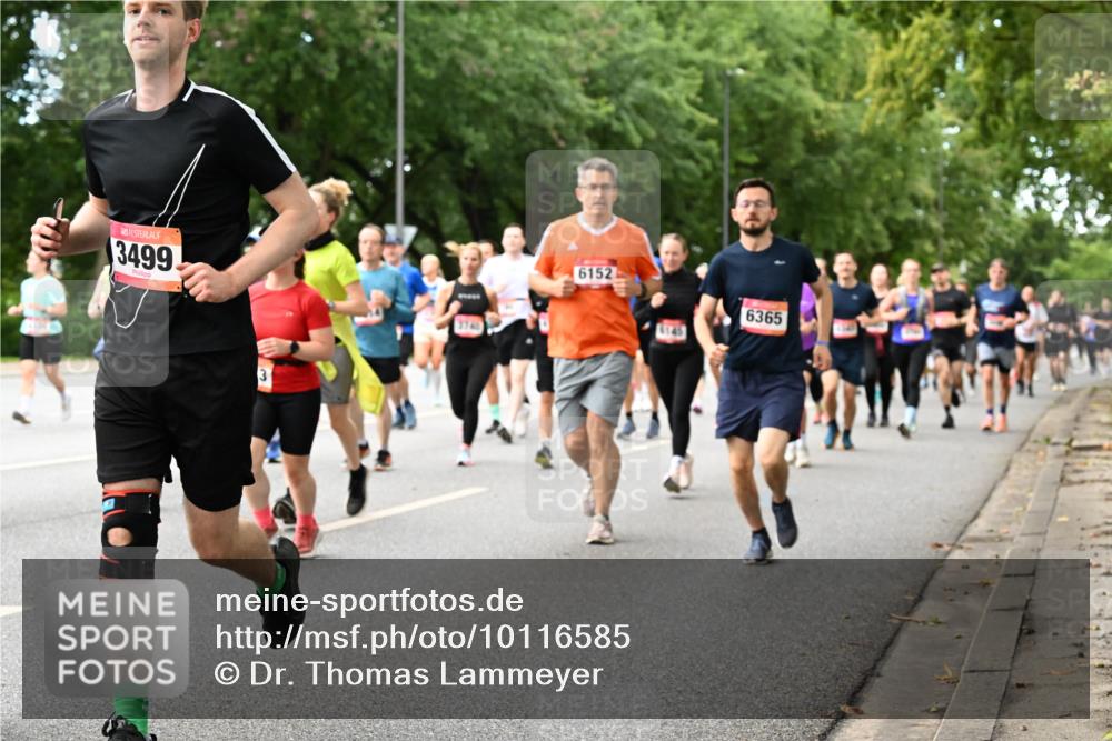 06.09.2026 - CURREX Alsterlauf Dr. Thomas Lammeyer http://msf.ph/oto/10116585 06.09.2026 09:13:20 Laufen 3499, 3, 374, 6152, 145, 6365 meine-sportfotos.de