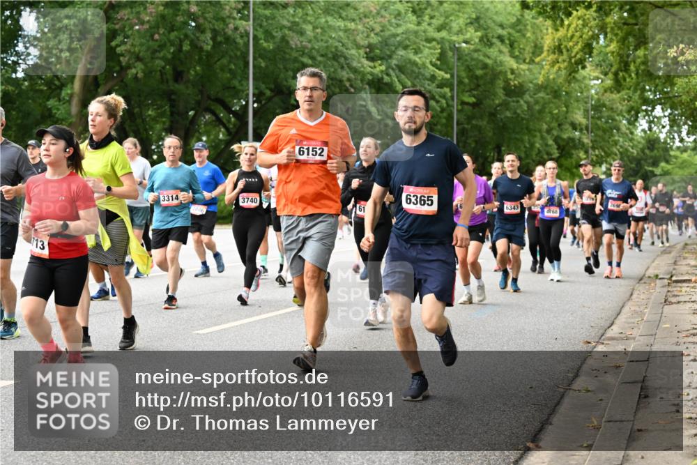 06.09.2026 - CURREX Alsterlauf Dr. Thomas Lammeyer http://msf.ph/oto/10116591 06.09.2026 09:13:20 Laufen 13, 3314, 2886, 3740, 6152, 6365, 269, 6343, 550, 4768, 61 meine-sportfotos.de