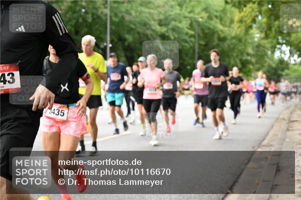 06.09.2026 - CURREX Alsterlauf Dr. Thomas Lammeyer http://msf.ph/oto/10116670 06.09.2026 09:13:32 Laufen 43, 3435 meine-sportfotos.de