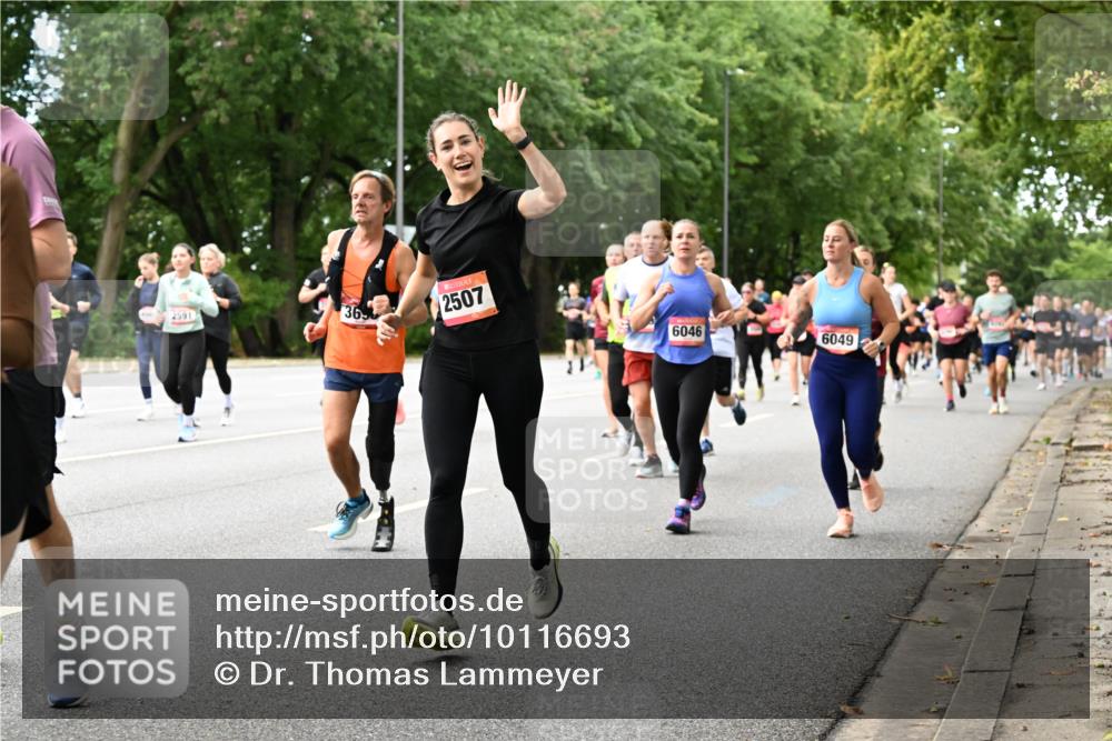 06.09.2026 - CURREX Alsterlauf Dr. Thomas Lammeyer http://msf.ph/oto/10116693 06.09.2026 09:13:36 Laufen 36, 2591, 2507, 6046, 6049 meine-sportfotos.de