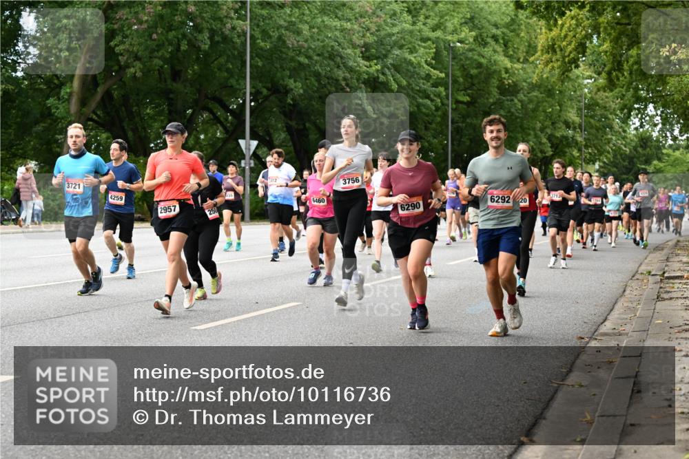 06.09.2026 - CURREX Alsterlauf Dr. Thomas Lammeyer http://msf.ph/oto/10116736 06.09.2026 09:13:42 Laufen 3721, 4259, 2957, 250, 412, 6460, 3756, 6290, 4376, 6292, 20, 3712, 4733, 4229 meine-sportfotos.de