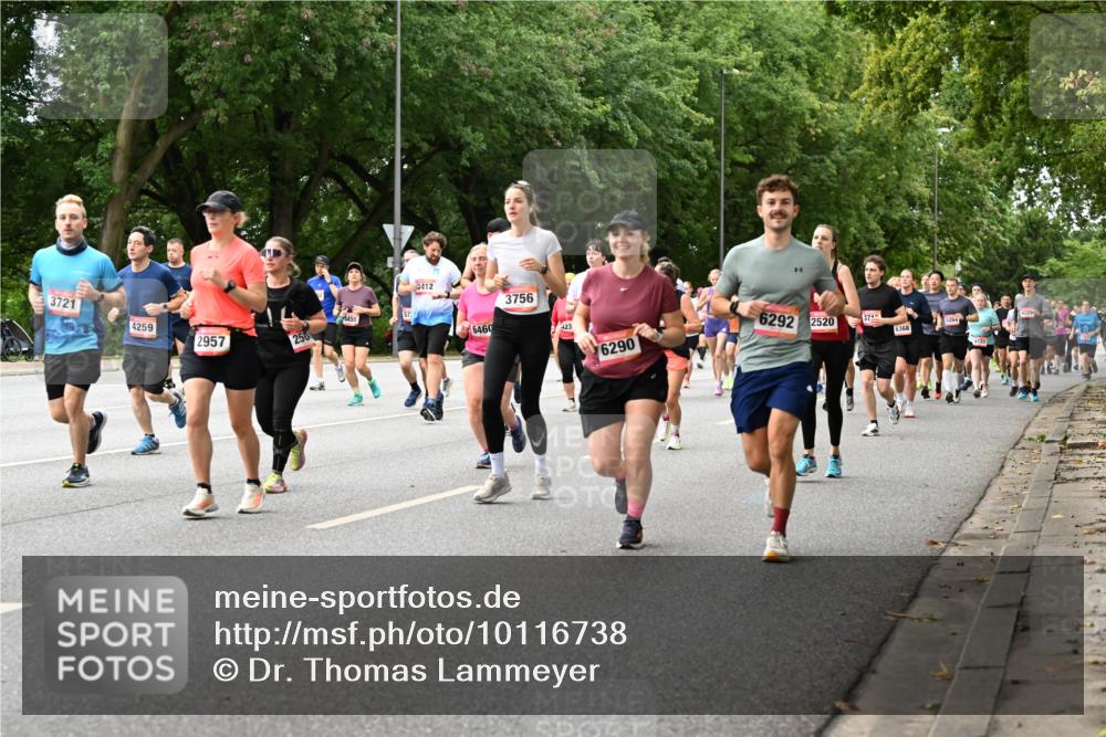06.09.2026 - CURREX Alsterlauf Dr. Thomas Lammeyer http://msf.ph/oto/10116738 06.09.2026 09:13:42 Laufen 3721, 4259, 2957, 250, 455, 3412, 6460, 3756, 423, 6290, 6292, 2520, 371, 5284, 6368, 4733 meine-sportfotos.de
