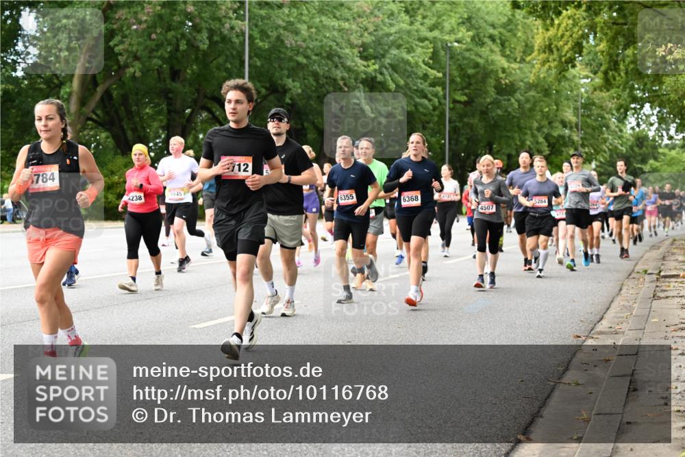 06.09.2026 - CURREX Alsterlauf Dr. Thomas Lammeyer http://msf.ph/oto/10116768 06.09.2026 09:13:46 Laufen 784, 4238, 3945, 12, 4229, 6355, 6368, 6121, 5284, 4507 meine-sportfotos.de