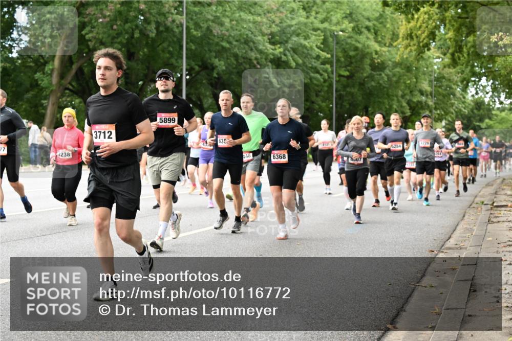 06.09.2026 - CURREX Alsterlauf Dr. Thomas Lammeyer http://msf.ph/oto/10116772 06.09.2026 09:13:46 Laufen 77, 4238, 3712, 5899, 635, 8121, 437, 48, 6368, 4229, 5284, 4507 meine-sportfotos.de