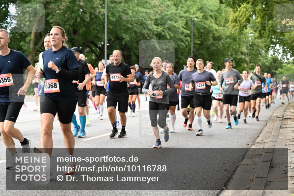 06.09.2026 - CURREX Alsterlauf Dr. Thomas Lammeyer http://msf.ph/oto/10116788 06.09.2026 09:13:48 Laufen 5355, 6368, 3666, 4473, 49, 5284, 450, 4733, 4229, 6244 meine-sportfotos.de