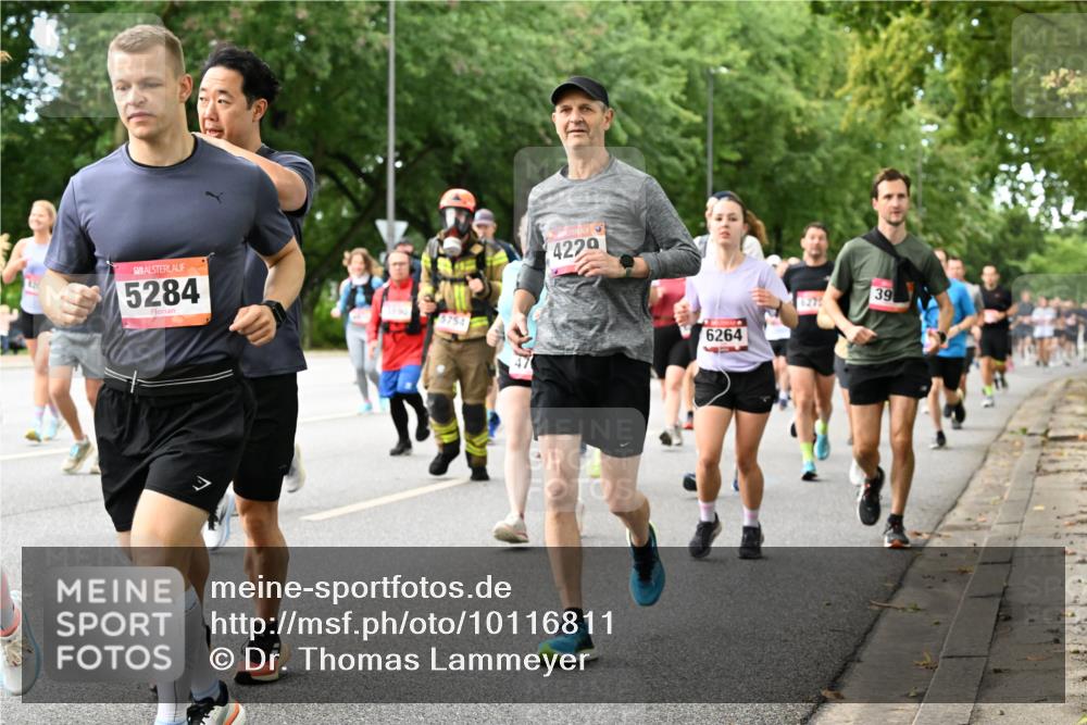 06.09.2026 - CURREX Alsterlauf Dr. Thomas Lammeyer http://msf.ph/oto/10116811 06.09.2026 09:13:51 Laufen 5284, 4229, 47, 6264, 39, 6272 meine-sportfotos.de