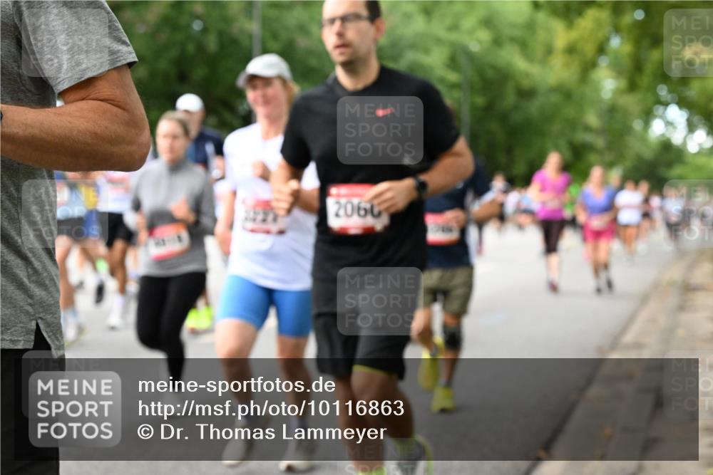 06.09.2026 - CURREX Alsterlauf Dr. Thomas Lammeyer http://msf.ph/oto/10116863 06.09.2026 09:13:58 Laufen 2060 meine-sportfotos.de