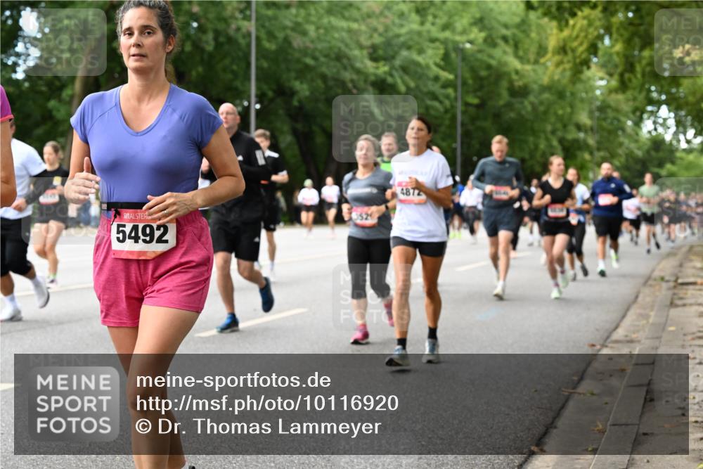 06.09.2026 - CURREX Alsterlauf Dr. Thomas Lammeyer http://msf.ph/oto/10116920 06.09.2026 09:14:04 Laufen 5492, 4872 meine-sportfotos.de